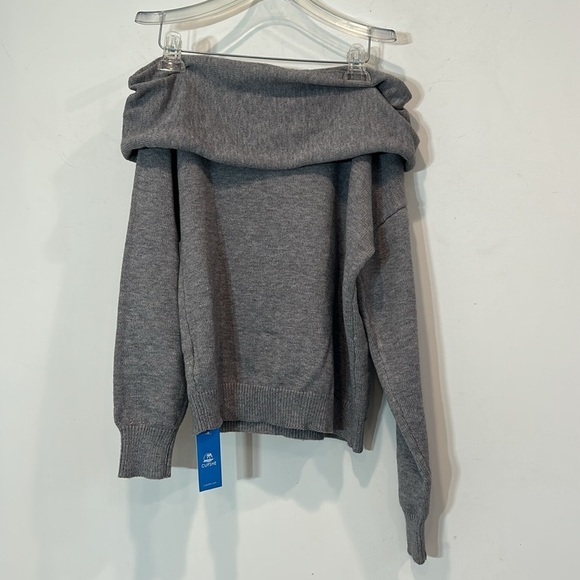 Cupshe off the shoulder horse shoe clasp Sweater medium new w tags grey - Picture 5 of 5